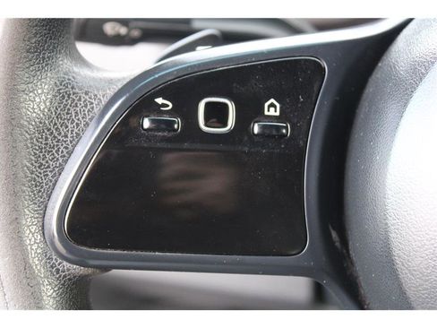 Used 2019 Mercedes-Benz Sprinter 144 image 19