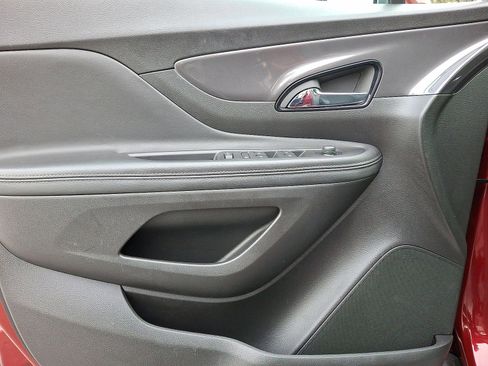 Certified 2022 Buick Encore Preferred w/ Safety Package image 10