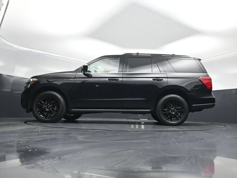 Used 2024 Ford Expedition XLT AWD/4WD image 7