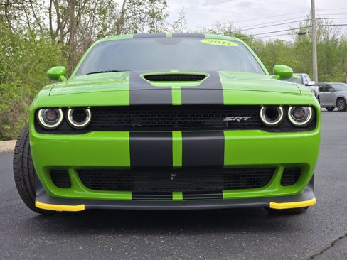 Used 2017 Dodge Challenger SRT Hellcat image 15