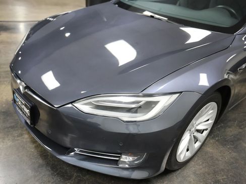 Used 2018 Tesla Model S 75D image 13
