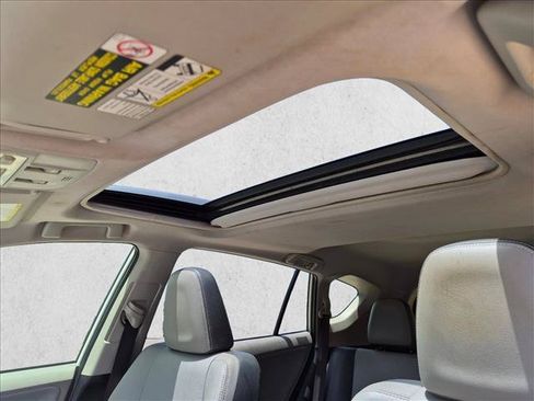 Used 2013 Toyota RAV4 Limited FWD image 13