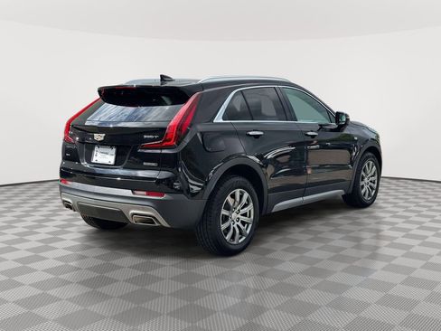 Used 2021 Cadillac XT4 Premium Luxury w/ Cold Weather Package AWD/4WD image 7