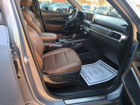 Used 2022 Kia Telluride SX w/ SX Prestige Package image 21