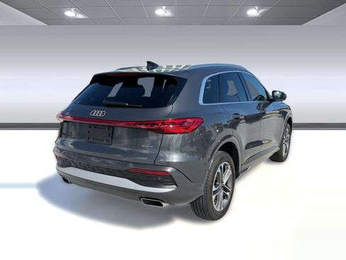 Used 2025 Audi Q5 Premium w/ Convenience Package AWD/4WD image 9