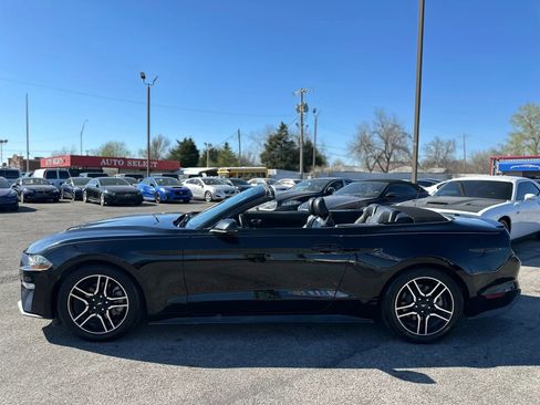 Used 2020 Ford Mustang Premium image 7