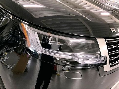 Certified 2023 Land Rover Range Rover Long Wheelbase SE image 28