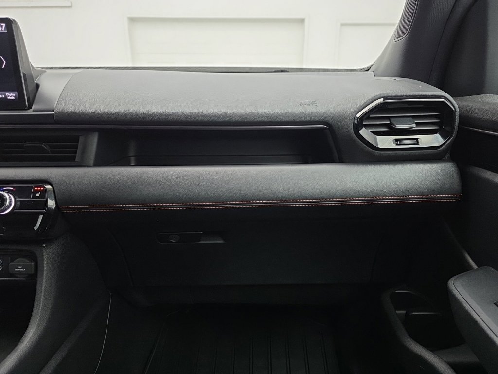 Used 2024 Honda Pilot TrailSport image 43
