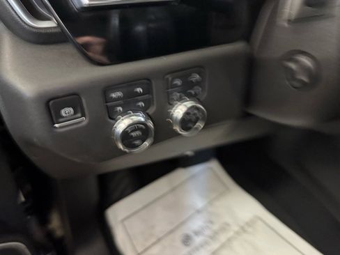 Used 2022 GMC Sierra 1500 SLT w/ SLT Premium Plus Package image 19