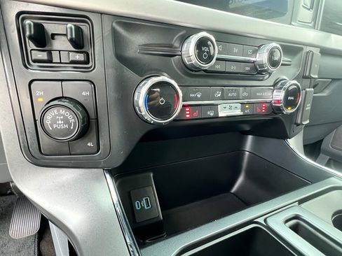 Used 2022 Ford F150 XLT w/ Equipment Group 302A High image 27