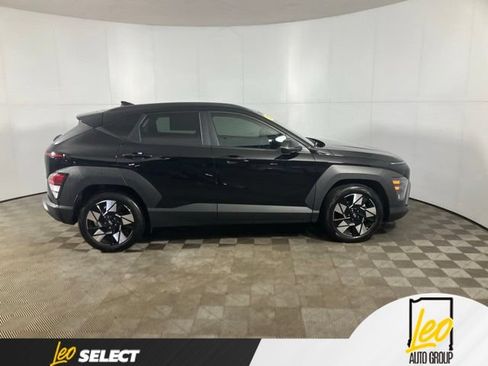 Used 2024 Hyundai Kona SEL w/ Convenience Package FWD image 7