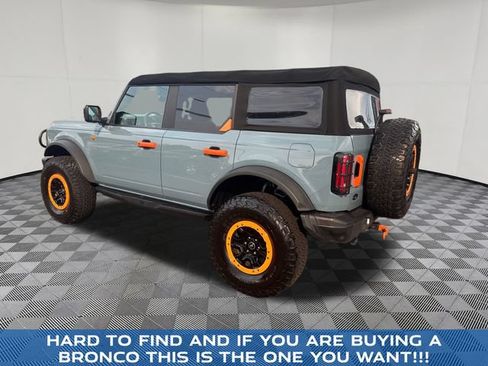 Used 2022 Ford Bronco Badlands w/ Sasquatch Package AWD/4WD image 3
