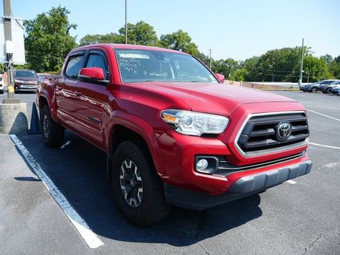 Used 2022 Toyota Tacoma SR5 w/ Technology Package RWD image 1