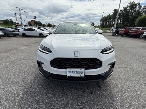 New 2026 Honda HR-V LX image 5