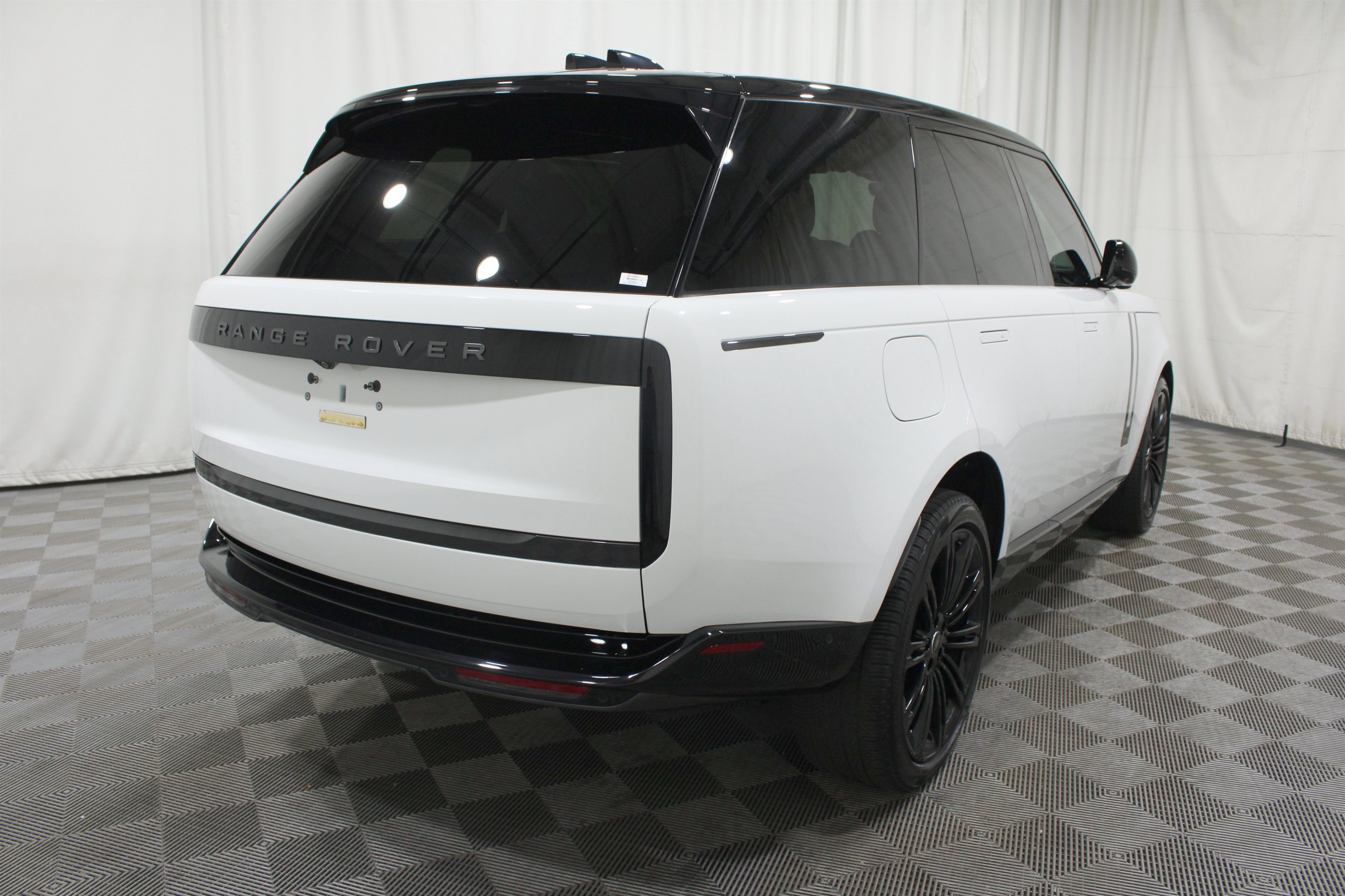 Used 2024 Land Rover Range Rover SE AWD/4WD image 36