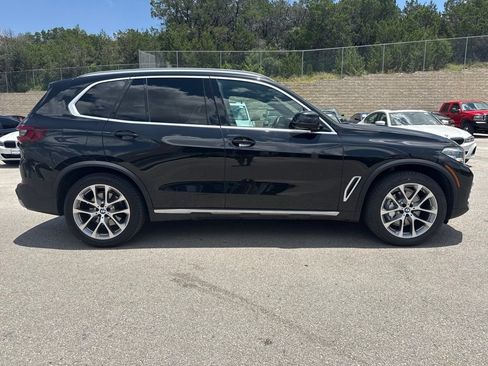 Used 2022 BMW X5 xDrive40i AWD/4WD image 6