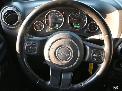 Used 2018 Jeep Wrangler Unlimited Sport S image 14