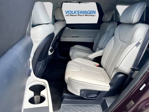 Used 2023 Hyundai Palisade Calligraphy FWD image 25