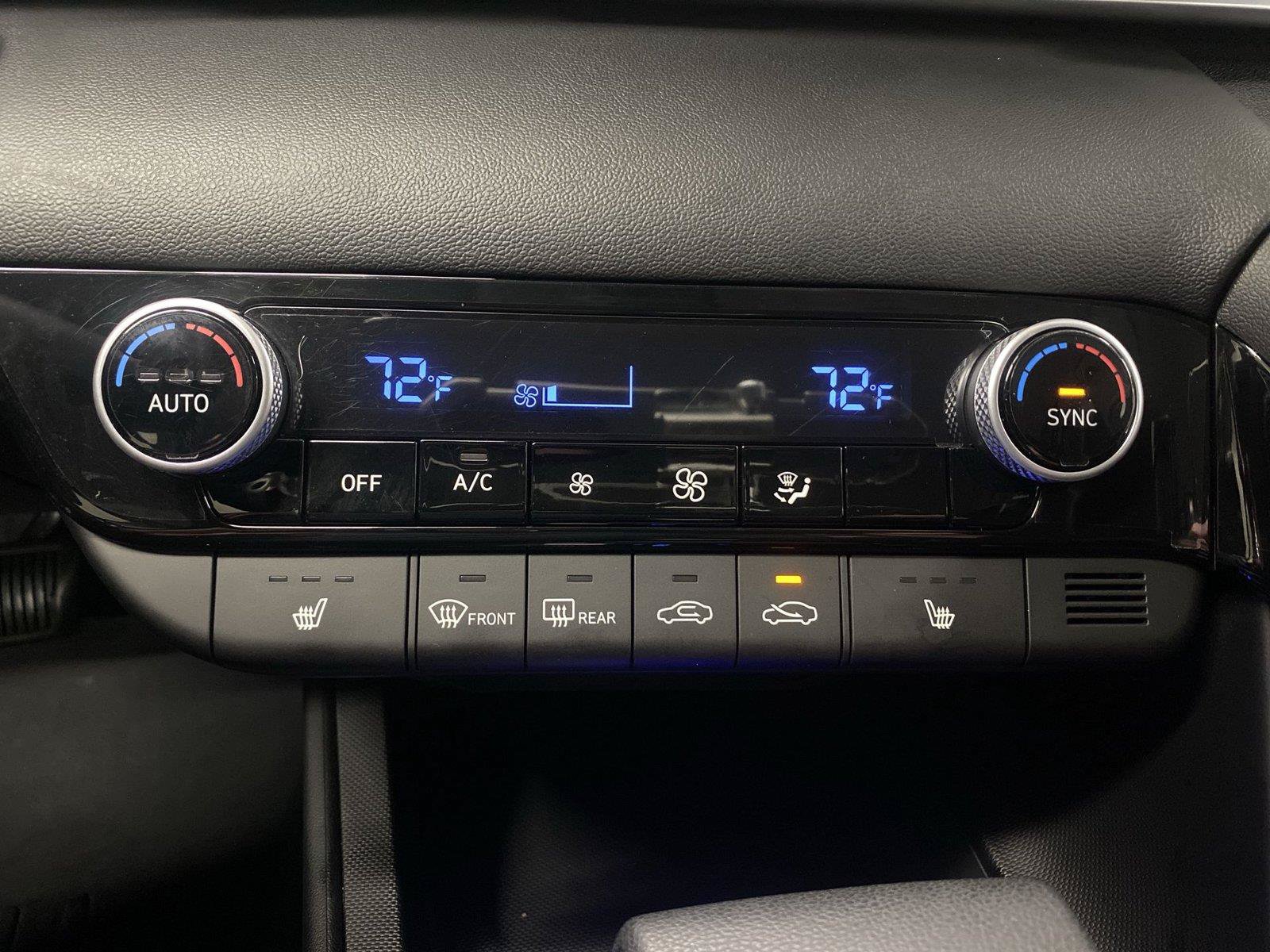 Used 2023 Hyundai Elantra Blue FWD image 20