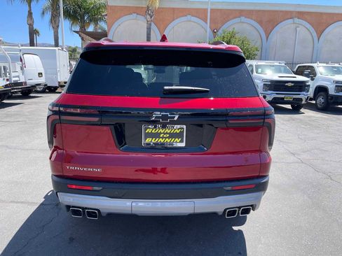 New 2025 Chevrolet Traverse LT w/ LPO, Floor Liner Package image 6
