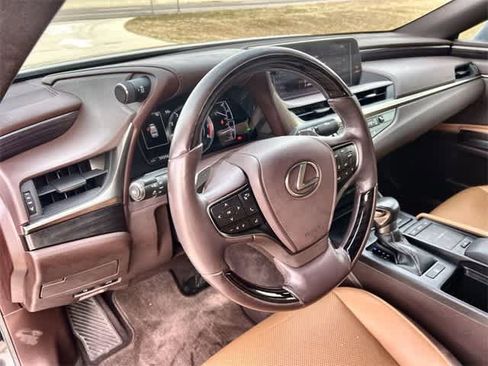 Used 2019 Lexus ES 350 image 15