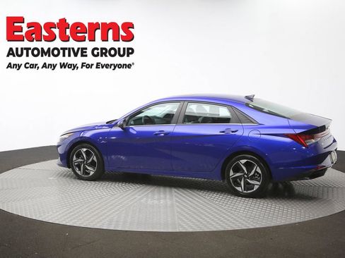 Used 2023 Hyundai Elantra Limited w/ Preferred Accessory Package FWD image 64