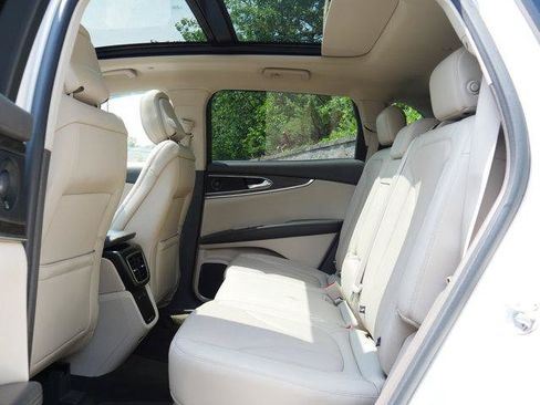 Used 2020 Lincoln Nautilus Reserve w/ Equipment Group 201A AWD/4WD image 15