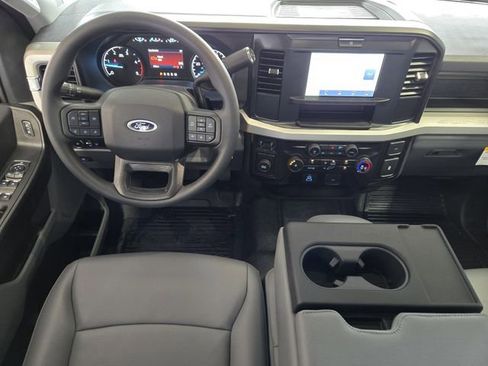 New 2026 Ford F350 XL w/ XL Chrome Package image 20