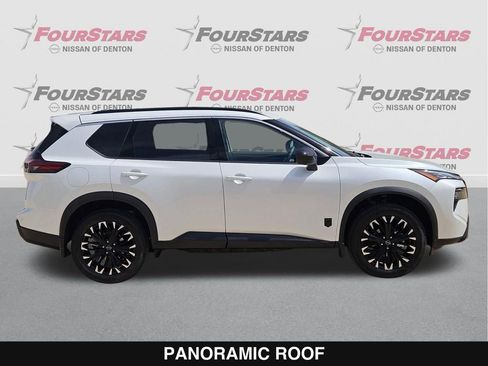 New 2026 Nissan Rogue SV FWD image 3