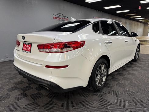 Used 2019 Kia Optima LX image 12