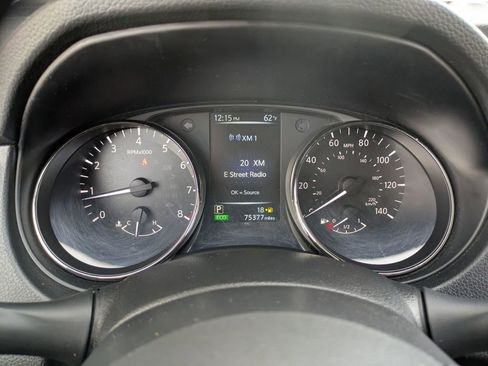 Used 2017 Nissan Rogue S AWD/4WD image 19