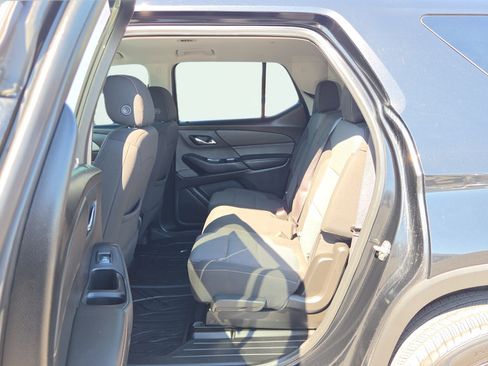 Used 2021 Chevrolet Traverse LS w/ LPO, Blackout Package AWD/4WD image 42
