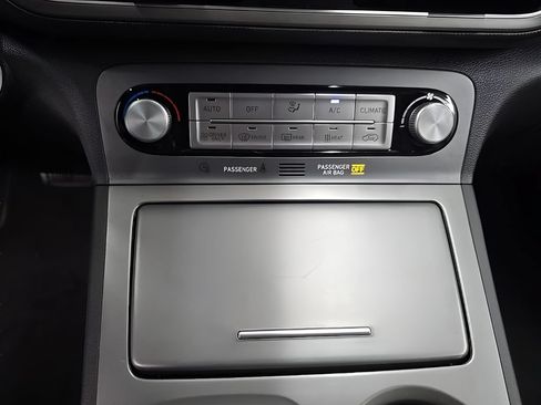 Used 2023 Hyundai Kona SEL FWD image 27