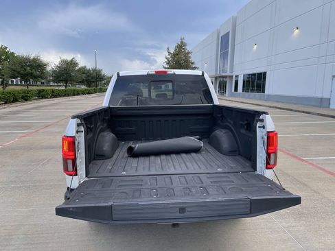 Used 2018 Ford F150 King Ranch w/ Equipment Group 601A Luxury AWD/4WD image 11