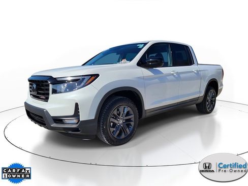 Certified 2023 Honda Ridgeline Sport image 2