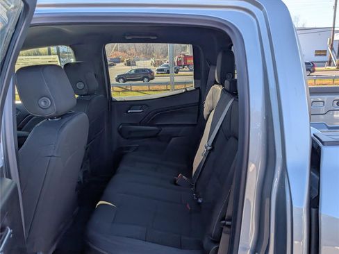 New 2026 Chevrolet Colorado LT image 9