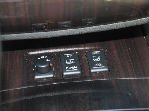 Used 2014 Nissan Maxima 3.5 SV w/ Premium Package image 34