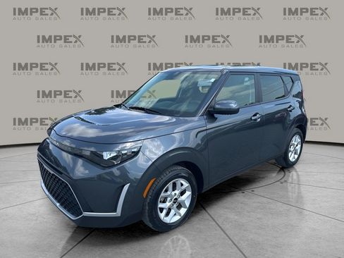 Used 2024 Kia Soul LX w/ Option Group 015 image 1