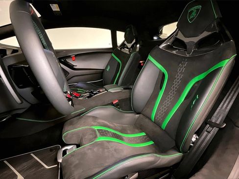 Used 2023 Lamborghini Huracan Tecnica image 27