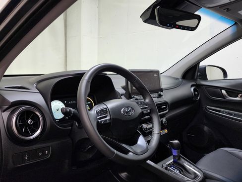 Used 2022 Hyundai Kona Limited image 12