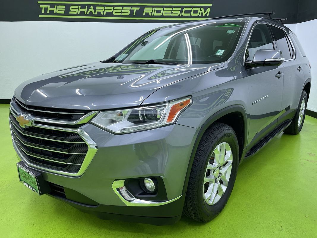Used 2019 Chevrolet Traverse LT w/ LPO, 'HIT The Road' Package FWD image 5