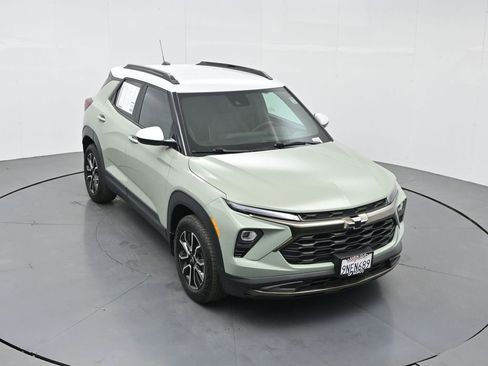 Used 2025 Chevrolet TrailBlazer ACTIV w/ LPO, Trailering Package image 53