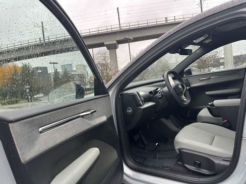 New 2026 Volvo EX30 Plus image 20