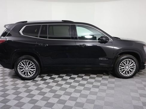 Used 2024 GMC Acadia Denali AWD/4WD image 9