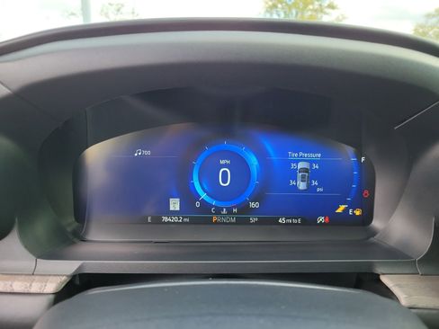 Used 2020 Ford Explorer Platinum w/ Premium Technology Package image 24