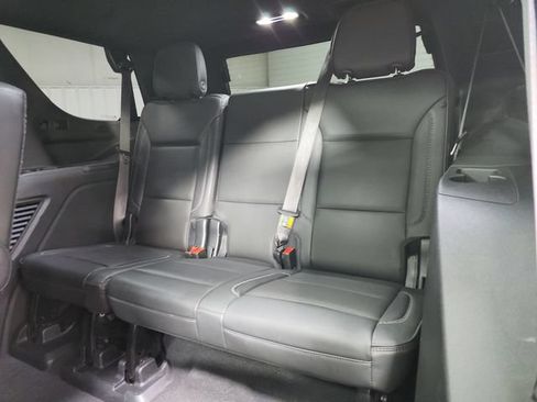 Used 2021 GMC Yukon Denali AWD/4WD image 13