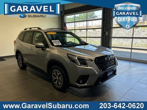 Used 2023 Subaru Forester Premium AWD/4WD image 1