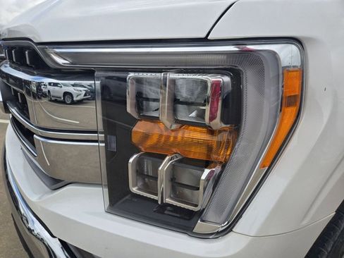 Used 2022 Ford F150 Lariat w/ Max Trailer Tow Package image 9