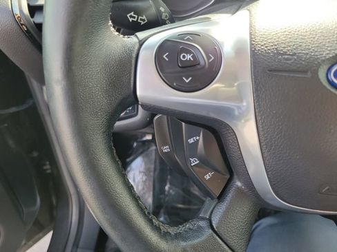 Used 2016 Ford Escape Titanium w/ Equipment Group 301A FWD image 5
