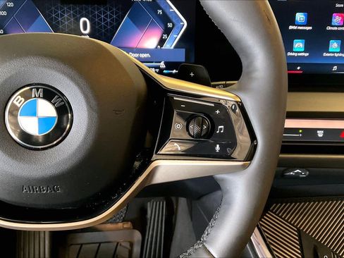 Certified 2025 BMW X3 xDrive30i w/ Premium Package image 24